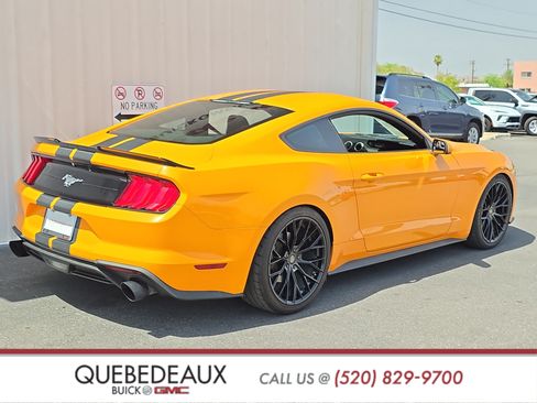 Used 2018 Ford Mustang Coupe RWD image 7