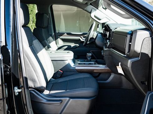 Used 2022 Chevrolet Silverado 1500 LT image 20