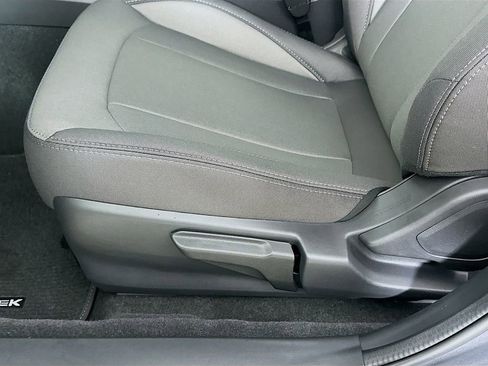 Used 2026 Subaru Crosstrek 2.0i Premium w/ Popular Package #4 image 9