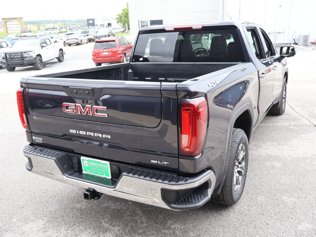 Used 2025 GMC Sierra 1500 SLT AWD/4WD image 5