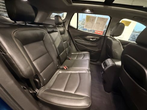 Used 2020 GMC Terrain SLT w/ Preferred Package image 17