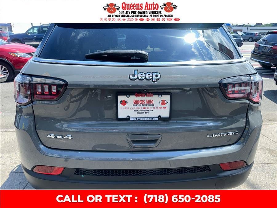 Used 2022 Jeep Compass Limited AWD/4WD image 28