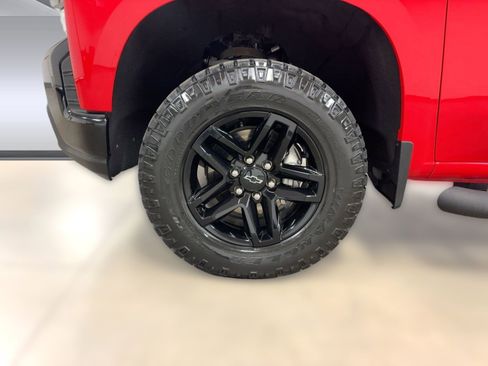 Certified 2022 Chevrolet Silverado 1500 LT Trail Boss w/ Convenience Package II image 11
