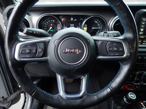 Used 2023 Jeep Wrangler Unlimited Rubicon 4xe w/ Cold Weather Group AWD/4WD image 8