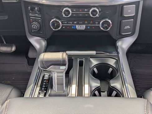 New 2025 Ford F150 Lariat w/ Equipment Group 502A High image 18