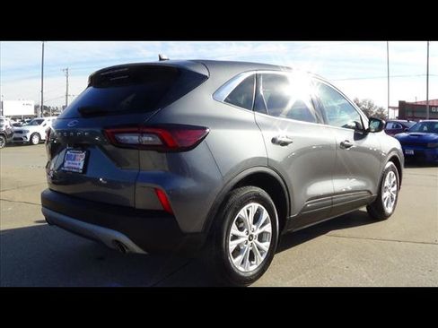 Used 2024 Ford Escape Active image 5