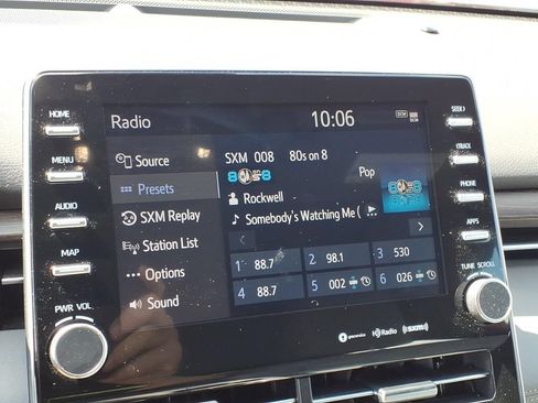 Used 2021 Toyota Avalon XLE w/ Moonroof Package FWD image 17