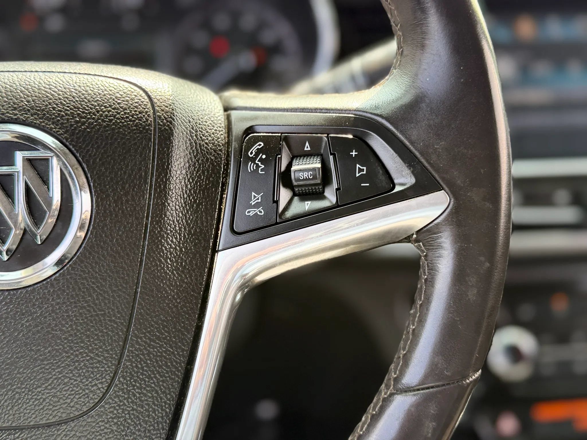 Used 2018 Buick Encore Preferred FWD image 31