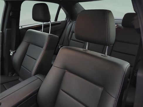 Used 2016 Mercedes-Benz E 250 Sedan image 18