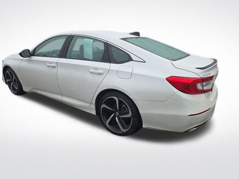 Used 2022 Honda Accord Sport image 5