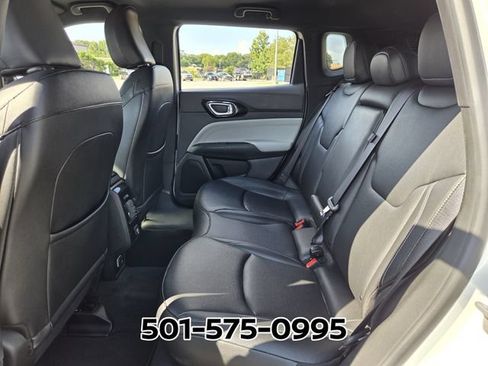 Used 2025 Jeep Compass Limited AWD/4WD image 11