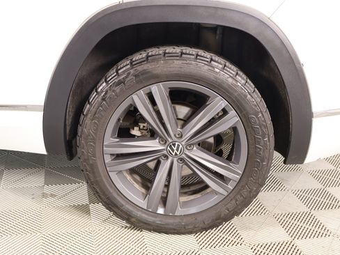 Used 2021 Volkswagen Atlas Cross Sport SE AWD/4WD image 18