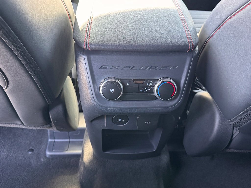 Used 2026 Ford Explorer ST-Line RWD image 28