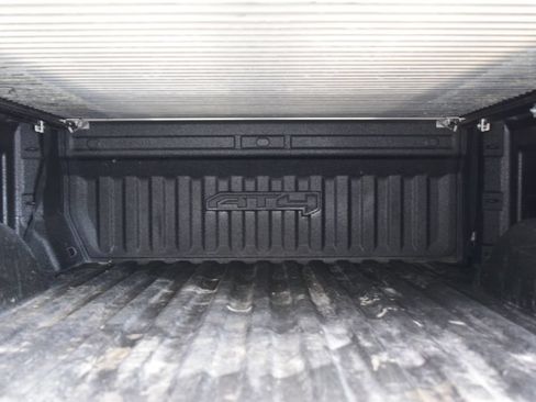 Used 2023 GMC Sierra 1500 AT4 w/ AT4 Premium Package AWD/4WD image 22