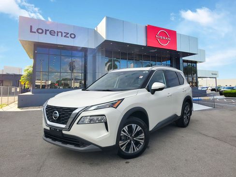 Used 2021 Nissan Rogue SV w/ Premium Package image 1