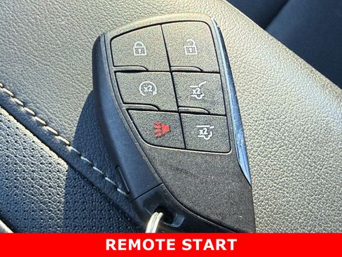 Used 2021 Chevrolet Suburban Premier image 22