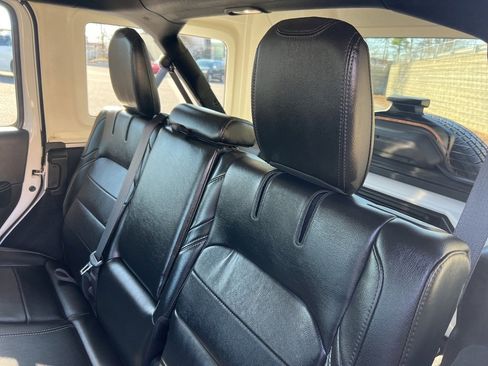 Used 2022 Jeep Wrangler Unlimited Sahara w/ Cold Weather Group image 23