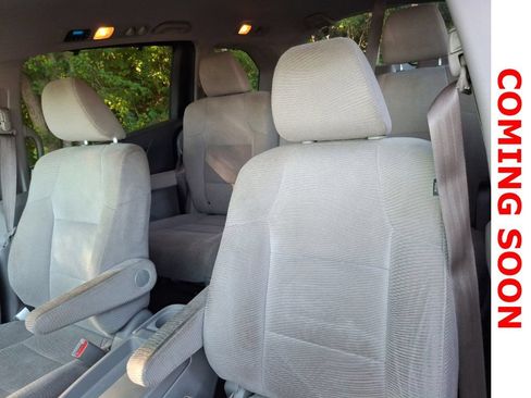 Used 2011 Honda Odyssey EX image 12