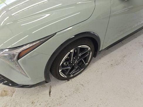 Certified 2025 Kia K4 EX FWD image 9