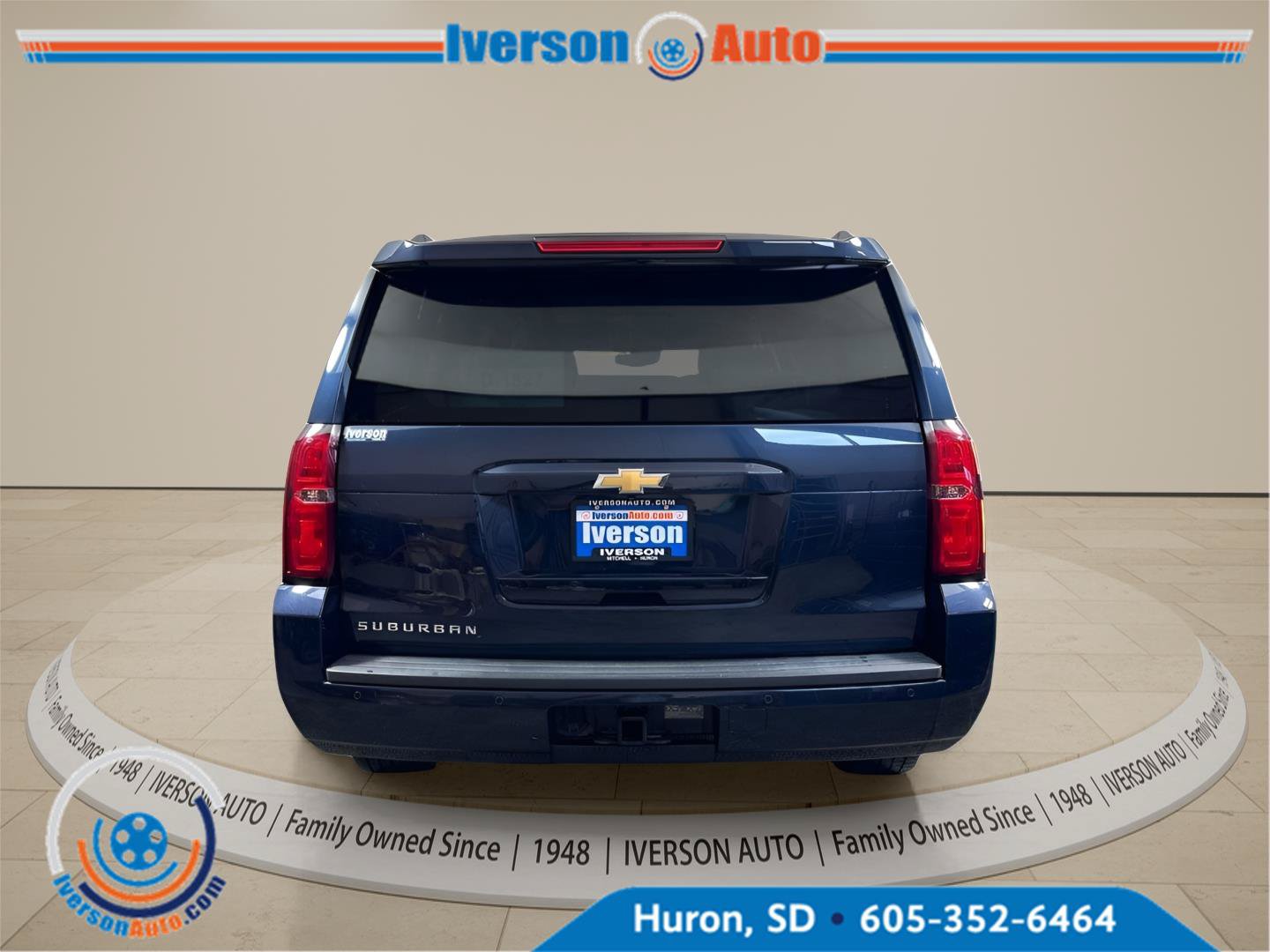 Used 2020 Chevrolet Suburban LT w/ Max Trailering Package AWD/4WD image 10