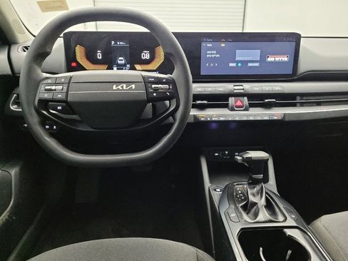 Used 2025 Kia K4 LXS image 22