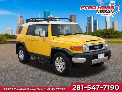 Used 2008 Toyota FJ Cruiser 2WD image 1