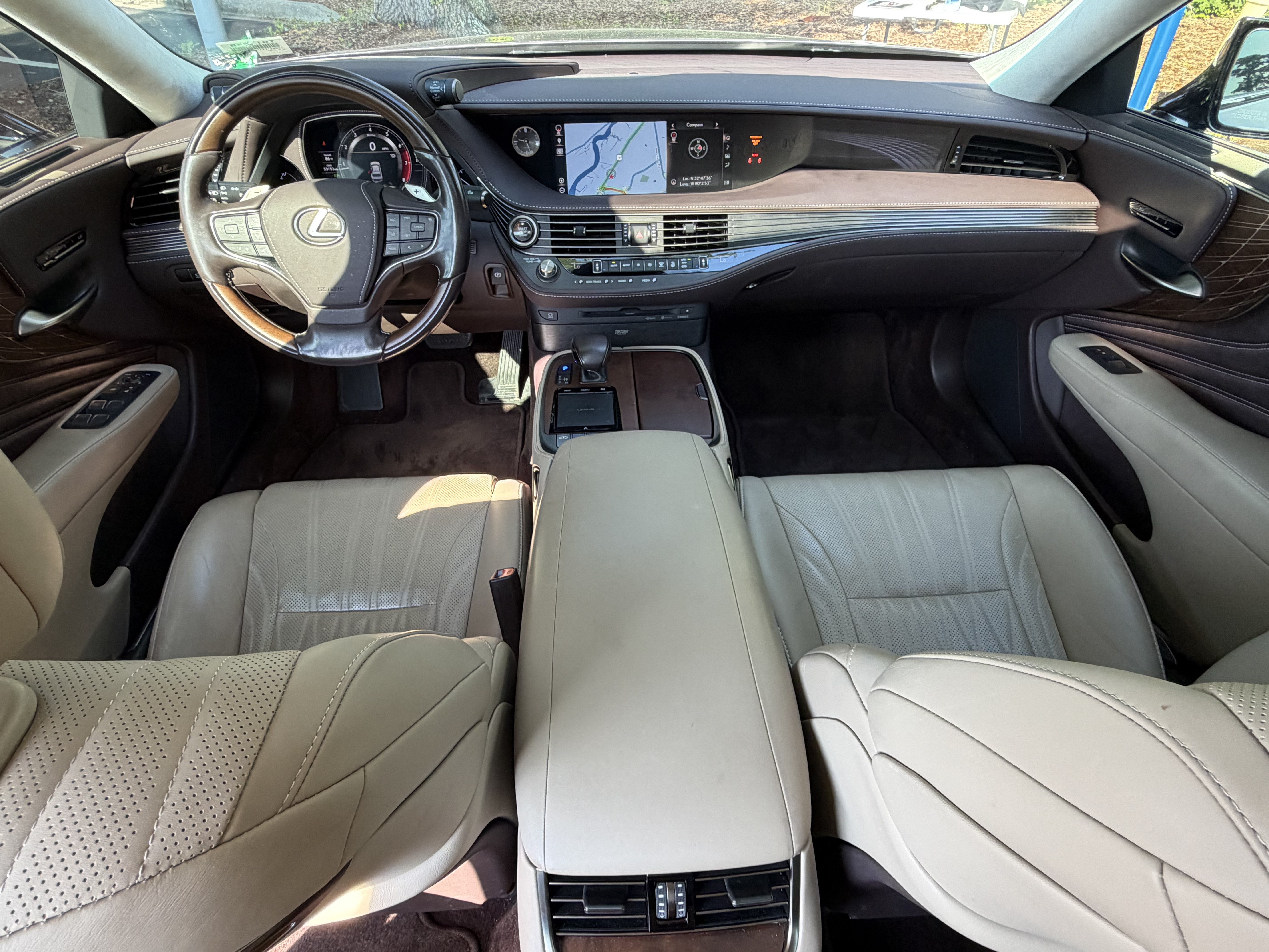 Used 2019 Lexus LS 500 w/ Interior Upgrade Package RWD image 35