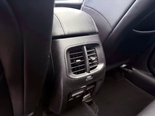 Certified 2020 Jeep Cherokee Limited AWD/4WD image 13