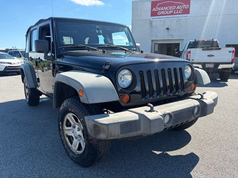 Used 2011 Jeep Wrangler Unlimited Sport AWD/4WD image 15