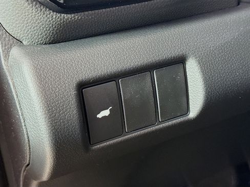 New 2026 Honda Pilot Touring image 9