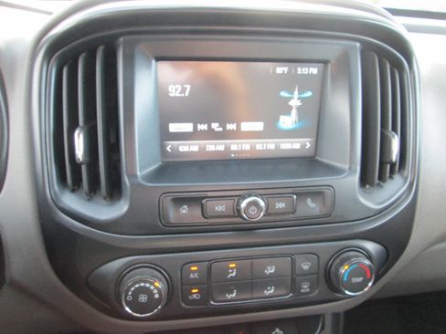 Used 2017 GMC Canyon 2WD Crew Cab w/ Convenience Package image 24