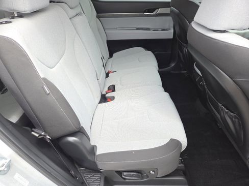 Used 2023 Hyundai Palisade SE AWD/4WD image 18