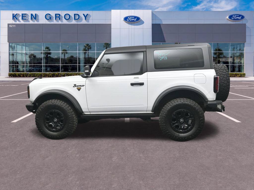 Used 2022 Ford Bronco Badlands AWD/4WD image 3
