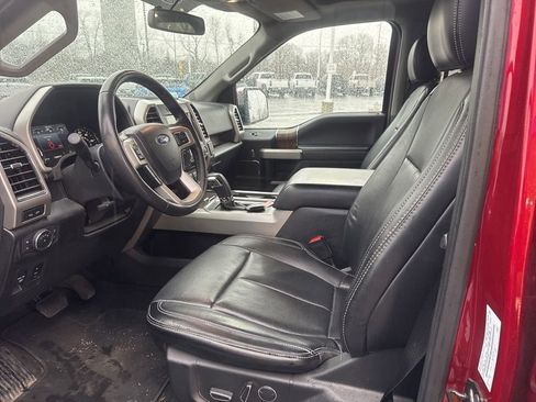 Used 2018 Ford F150 Lariat image 30
