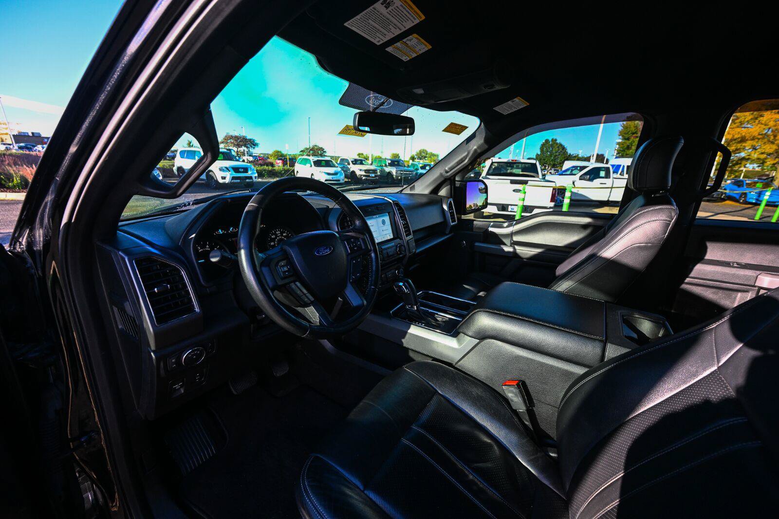 Used 2018 Ford F150 XLT w/ Equipment Group 302A Luxury AWD/4WD image 17