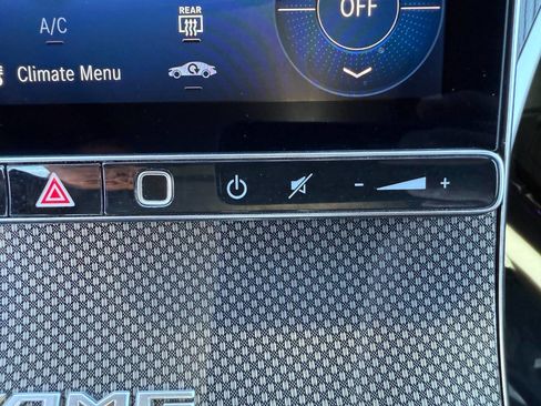 Used 2025 Mercedes-Benz GLC 43 AMG 4MATIC image 54