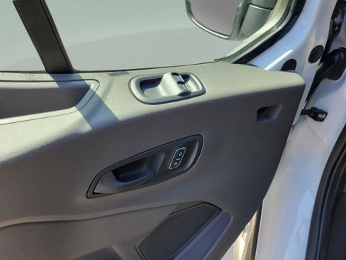 Used 2025 Ford Transit 350 148 Low Roof AWD w/ Load Area Protection Package image 9