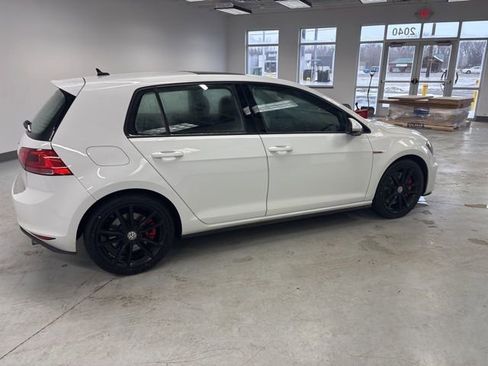 Used 2017 Volkswagen GTI Autobahn image 13
