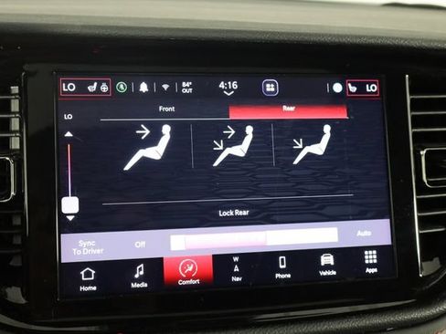 Used 2024 Dodge Durango GT AWD/4WD image 35
