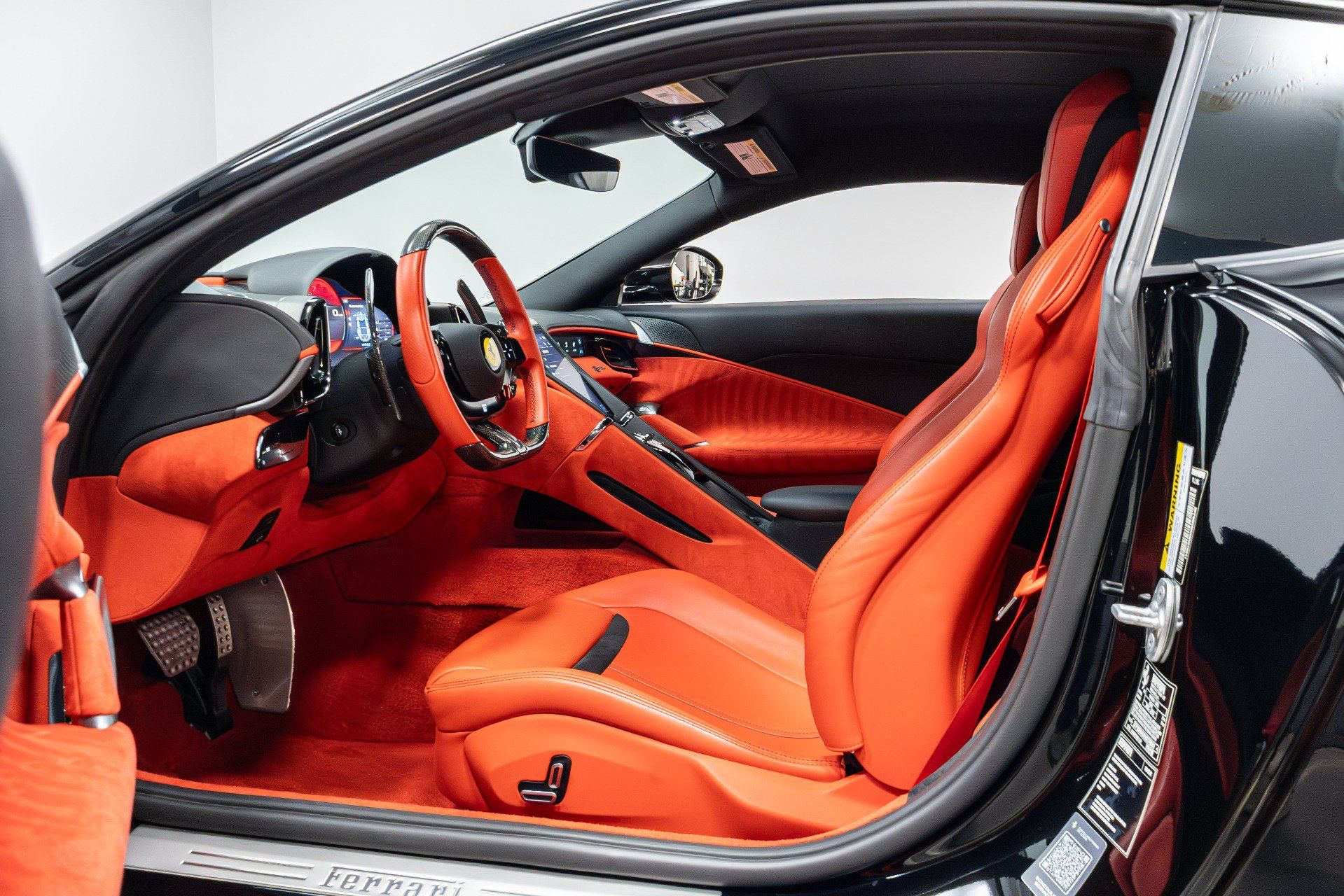 Used 2022 Ferrari Roma RWD image 6