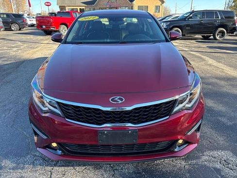 Used 2019 Kia Optima S image 2