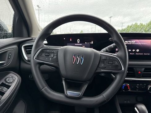 Used 2024 Buick Encore GX Sport Touring AWD/4WD image 19