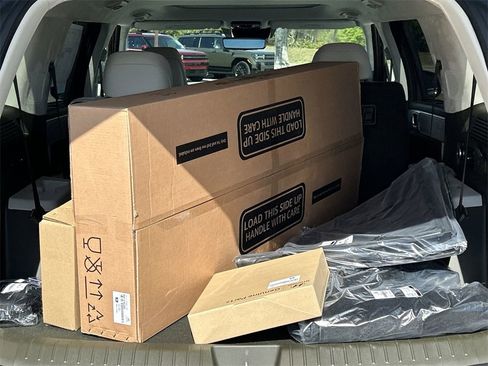 New 2025 Hyundai Santa Fe Calligraphy image 17