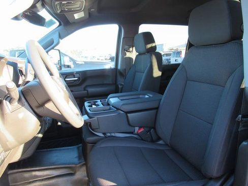 New 2026 GMC Sierra 3500 Pro w/ Convenience Package image 11