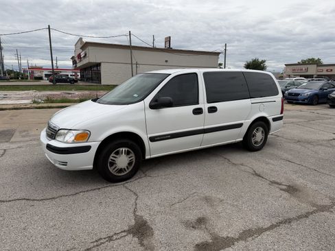 Used 2003 Chevrolet Venture Extended w/ Climate Package FWD image 1