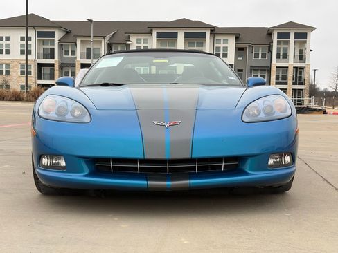 Used 2008 Chevrolet Corvette Convertible w/ Preferred Equipment Group image 2
