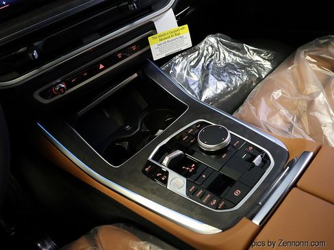 New 2026 BMW X5 xDrive50e w/ M Sport Package image 26