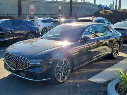 Used 2024 Genesis G90 3.5T image 1