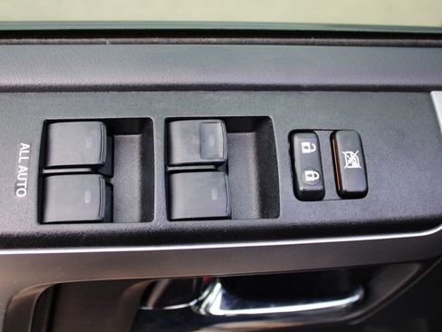 Used 2023 Toyota 4Runner SR5 Premium w/ Moonroof Package image 18