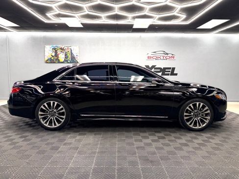 Used 2017 Lincoln Continental Select AWD/4WD image 17